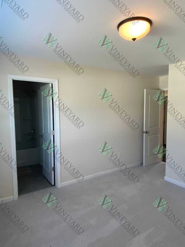 Building Photo - 4530 Seacliff Ct