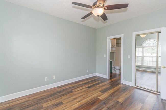 Building Photo - 4627 Wild Iris Dr