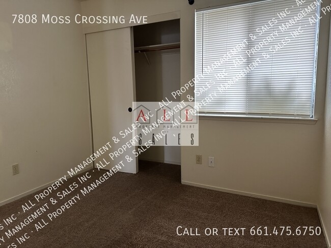 Building Photo - 7808 Moss Crossing Ave