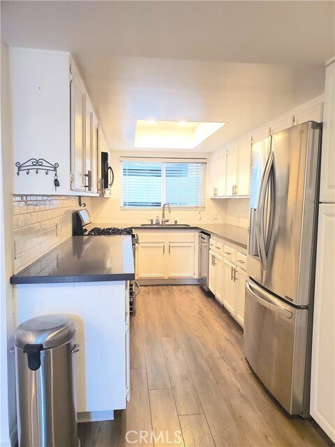 Building Photo - 4176 W 147th St