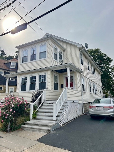 Primary Photo - 101 Etna St