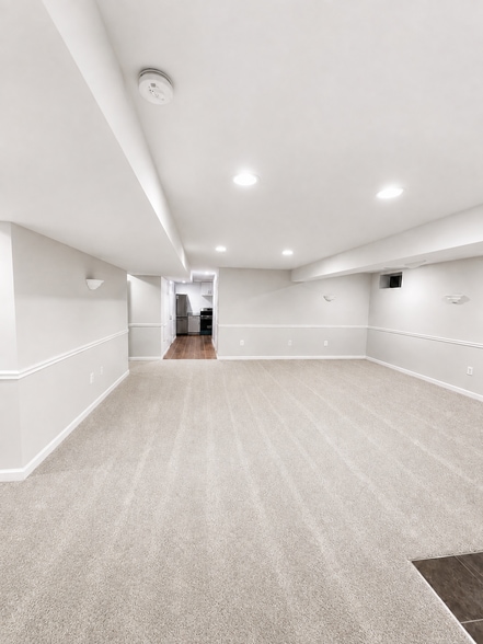 Building Photo - 103 Bournville Ct SE