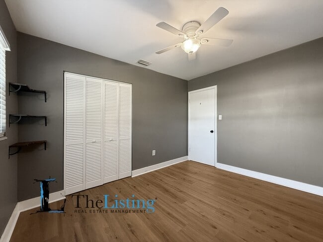 Building Photo - 4501 S Cortez Ave