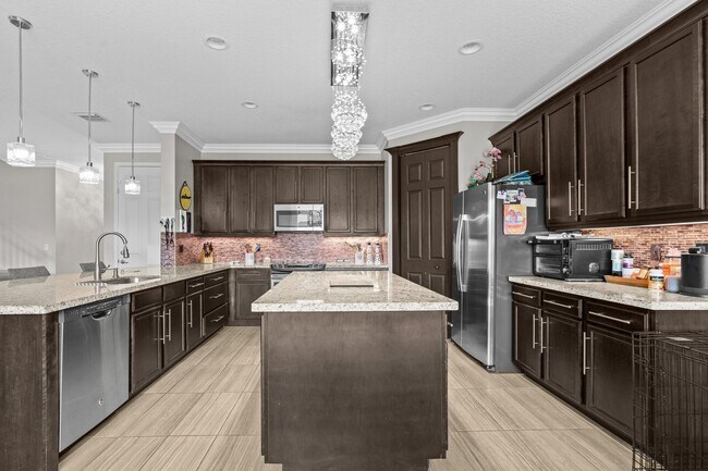 Building Photo - 14543 White Jade Terrace