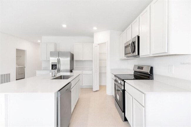 Building Photo - 4821 Katrina Dr