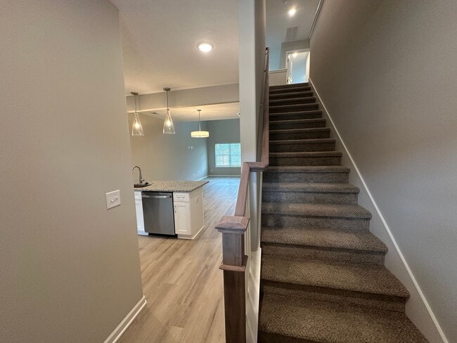 Building Photo - Brand New Townhome In Shelbyville - MOVE IN SPECIAL!!