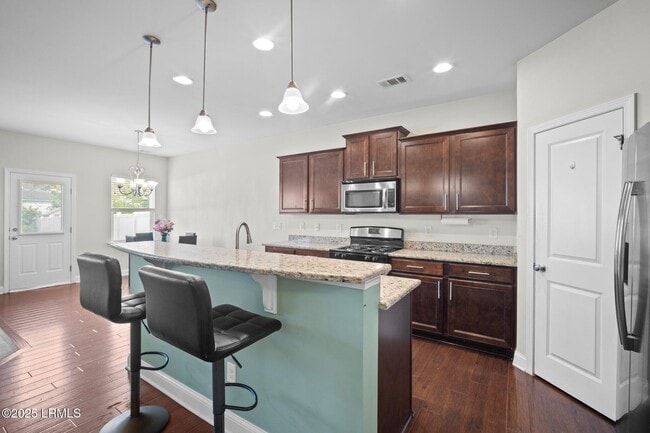 Building Photo - 13 Brasstown Way