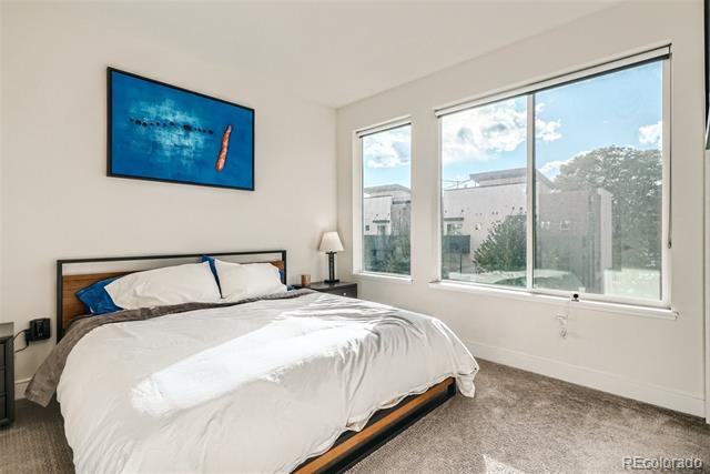 Building Photo - 2416 Eliot St