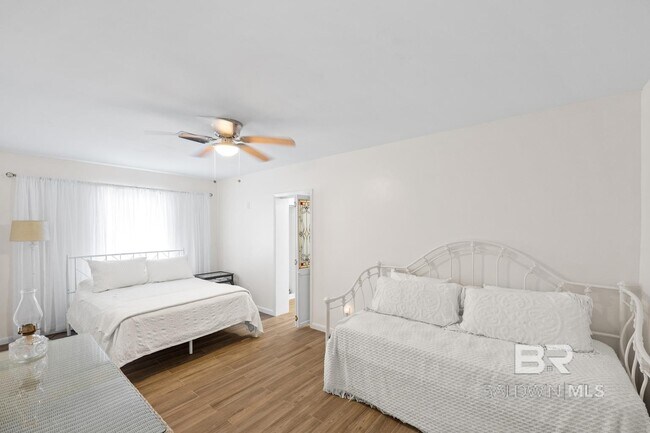 Building Photo - 35676 Boykin Blvd