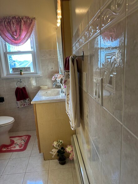 Building Photo - 269 N 1st Ave