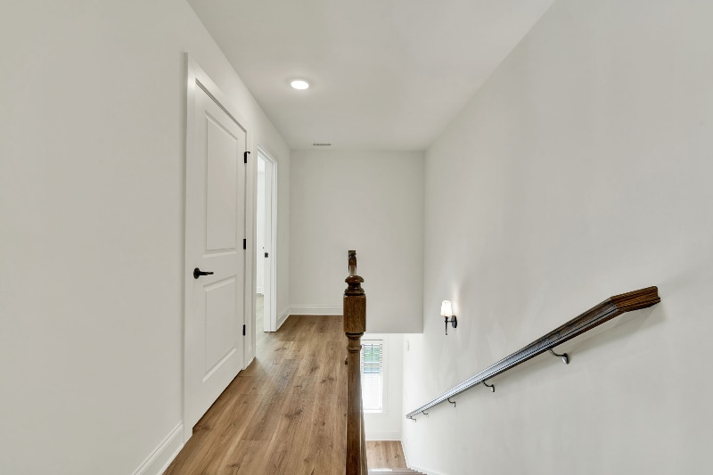 Building Photo - 381 Hungry Hollow Rd SE