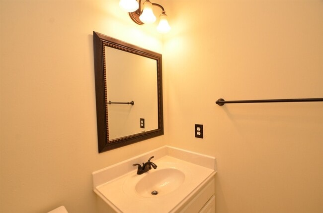 Building Photo - 1218 Irish Mist Ct