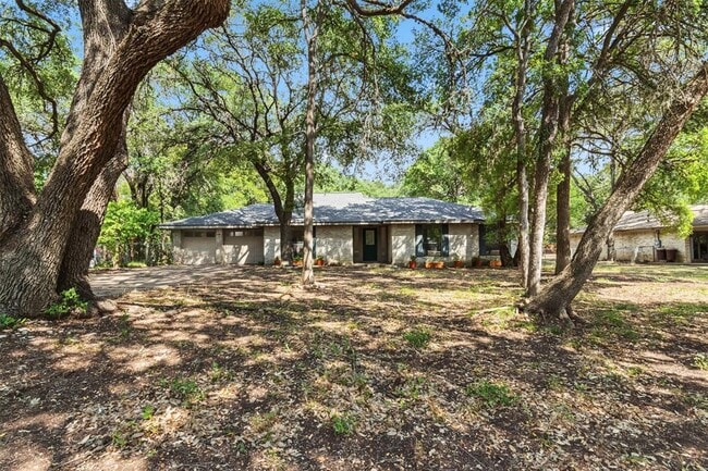 Building Photo - 10303 Slaughter Creek Dr