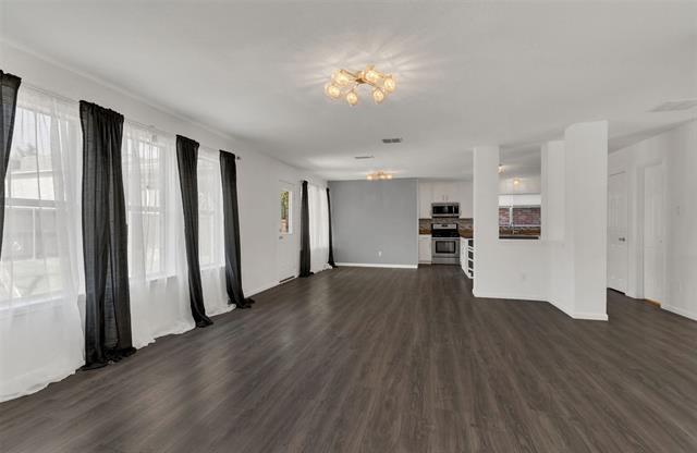 Building Photo - 5904 Mariposa Dr