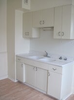 Building Photo - 1717 E Providence Ave