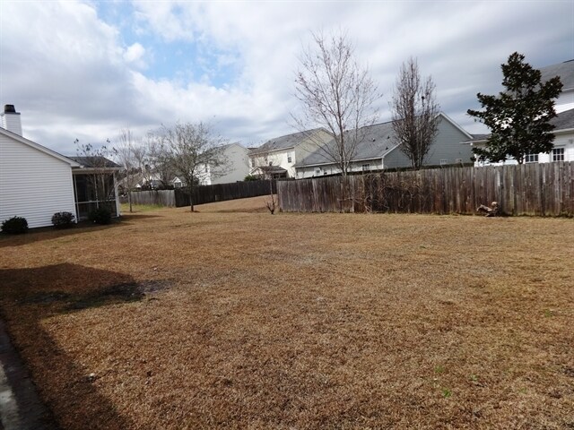 Building Photo - 418 Dovetail Cir