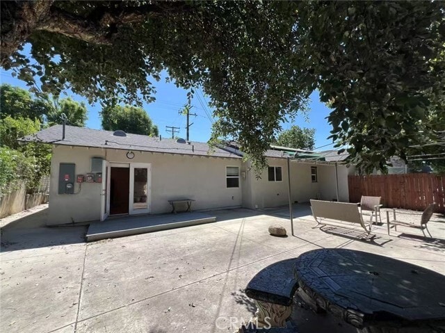 Building Photo - 445 N Live Oak Ave