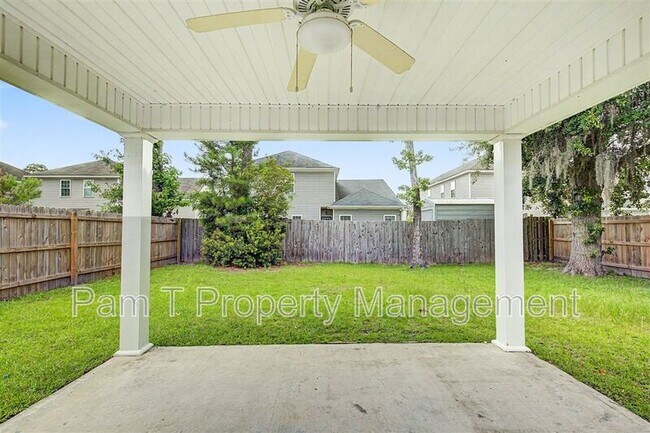 Building Photo - 20 Swallow Tail Cir