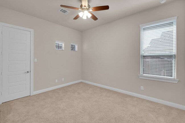 Building Photo - 25315 Angelwood Springs Ln