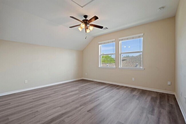 Building Photo - 22407 Emerald Point Ln
