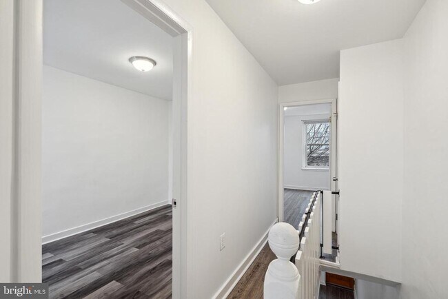 Building Photo - 3079 Tulip St