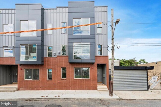 Building Photo - 2401 N 2nd St