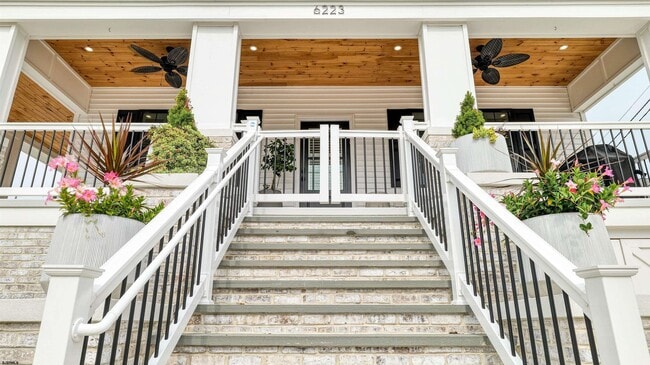 Building Photo - 6223 Winchester Ave