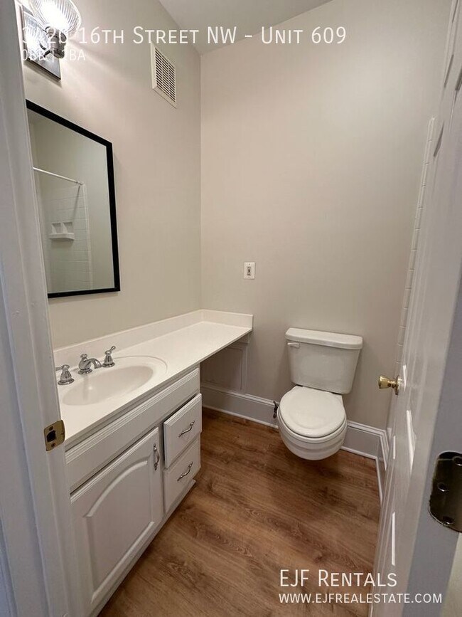 Building Photo - 3420 16th St NW