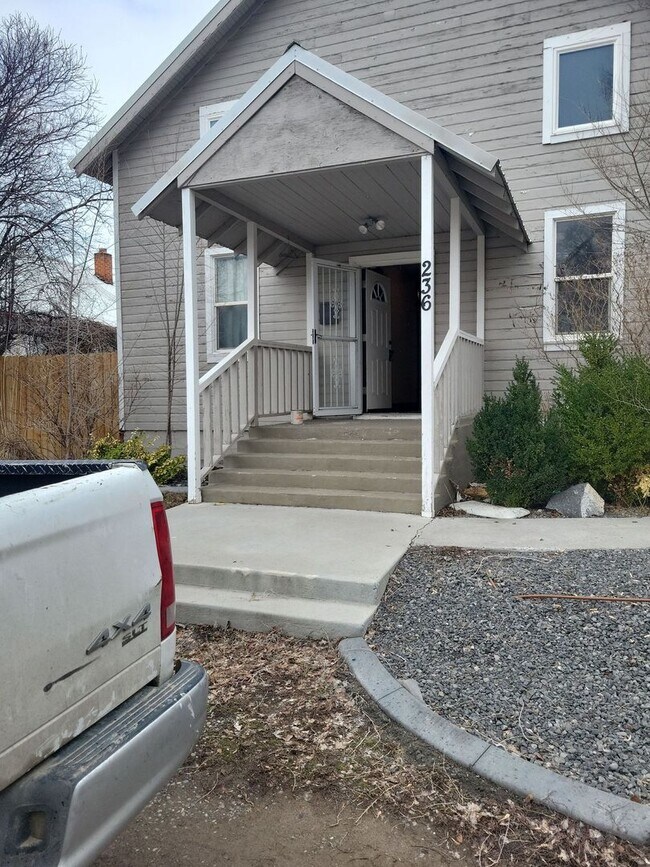 Building Photo - 236 Quincy St