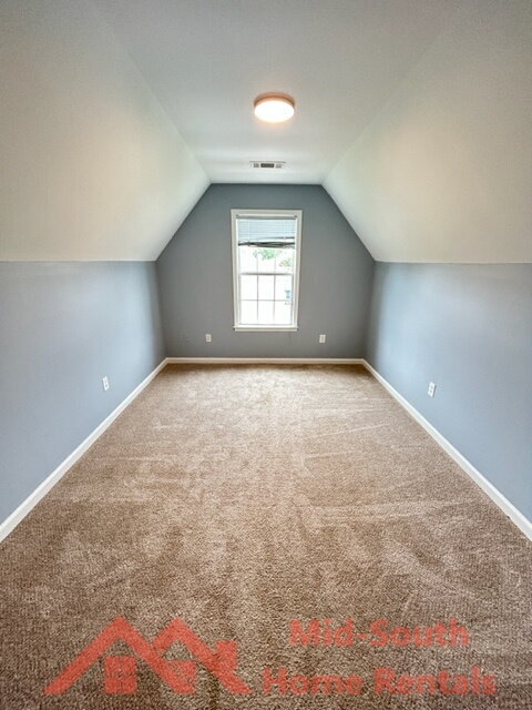 Building Photo - 434 N Ericson Rd