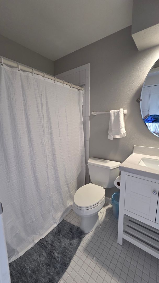 Building Photo - 7 bedroom 5 Bath Home In Desirable Boulder Location - Partially Furnished - 6 Month Lease Only