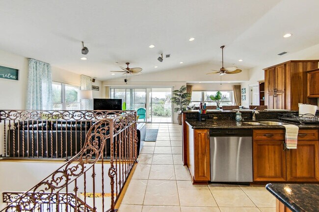 Building Photo - 24 Central Ave