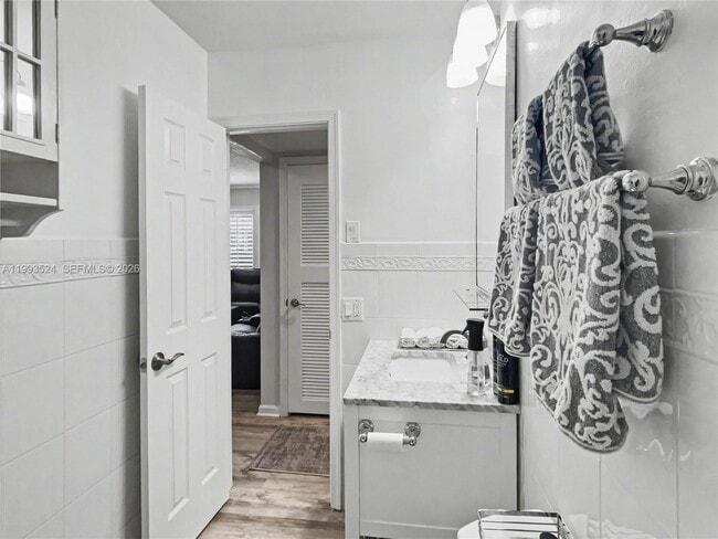 Building Photo - 2270 NE 68th St