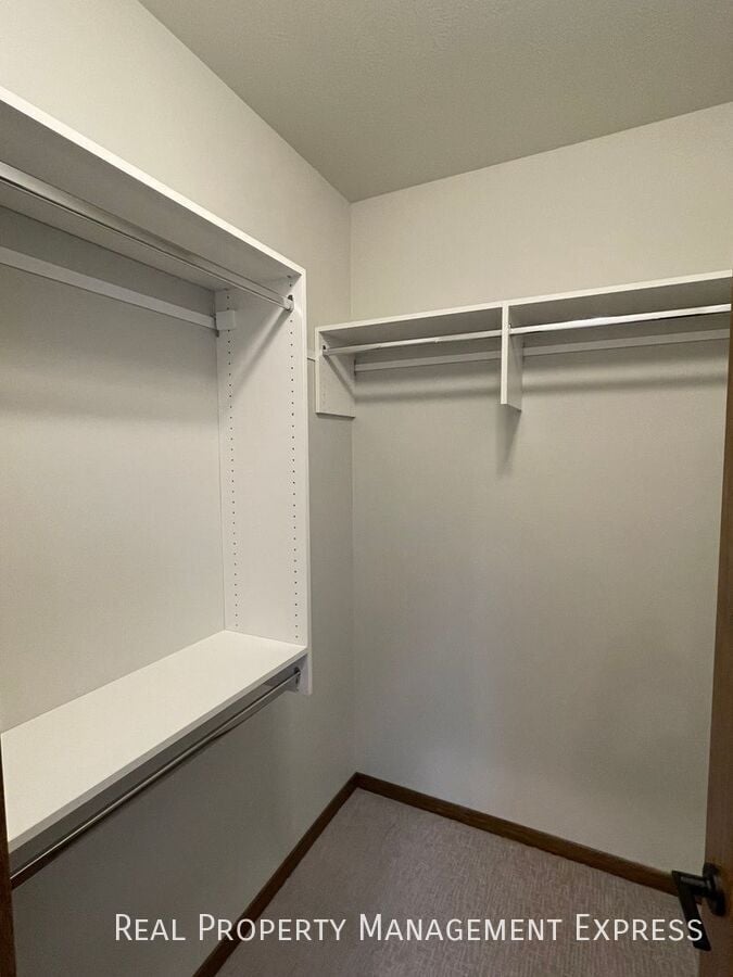 Building Photo - BRAND NEW 4 BED 3 BATH TWIN HOME