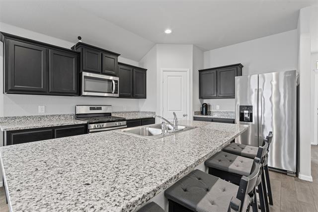 Building Photo - 2233 Blythwood Trail