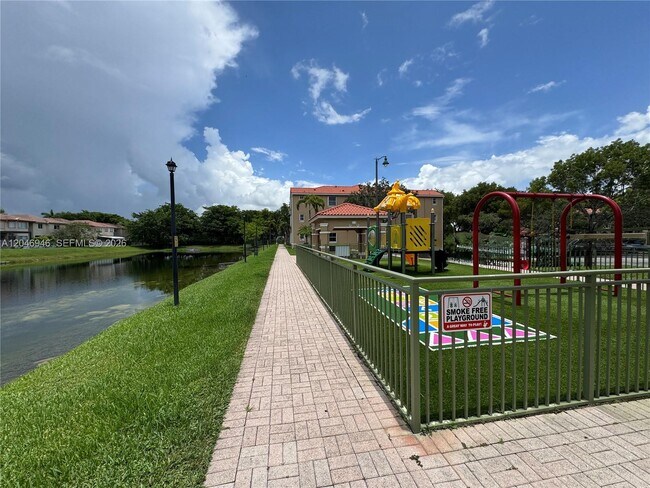 Building Photo - 6360 NW 114th Ave