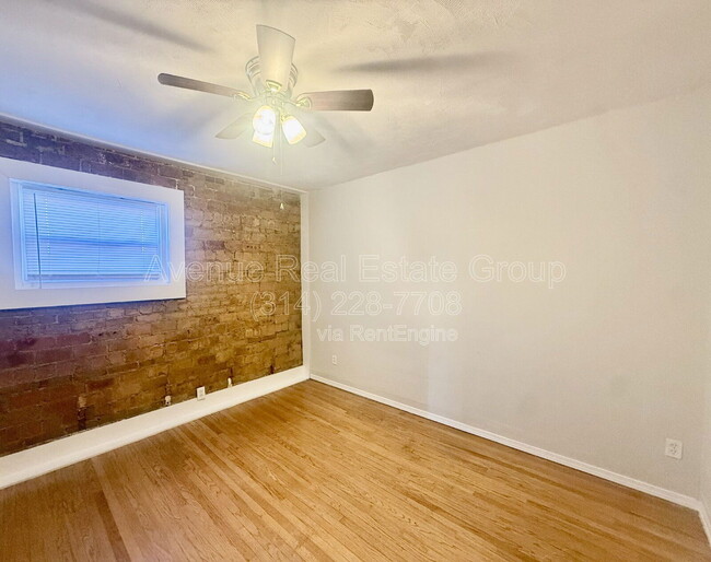 Building Photo - 2718 Hampton Ave