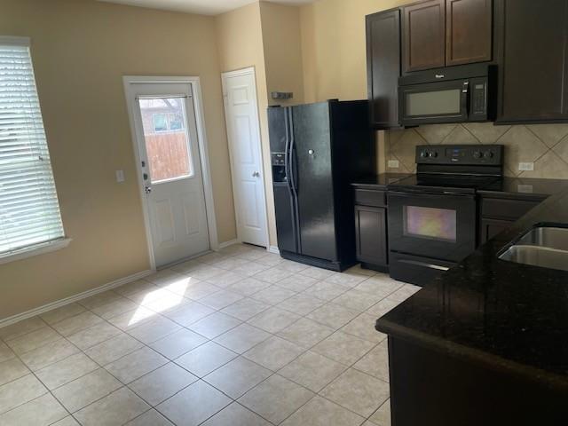 Building Photo - 5725 Knoll Pines Pass