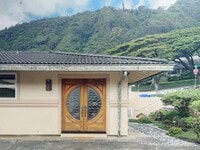 Building Photo - 2-Bedroom Executive Duplex in Serene Manoa...