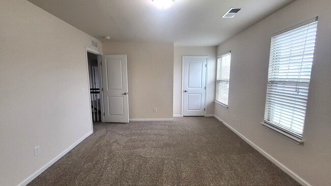 Building Photo - Beautiful 4 Bedroom House in Simpsonville ...