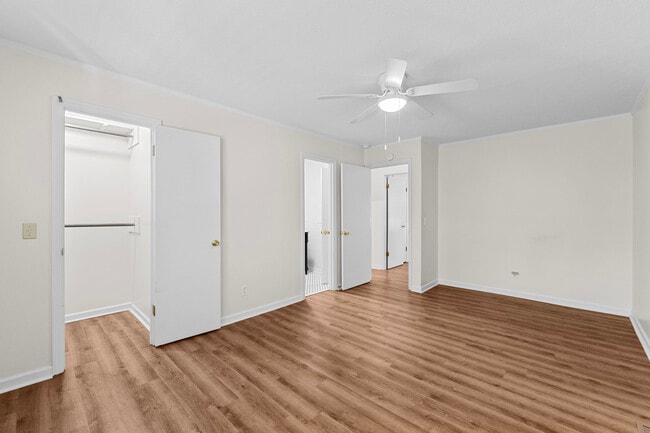 Building Photo - 1201 River Ridge Dr