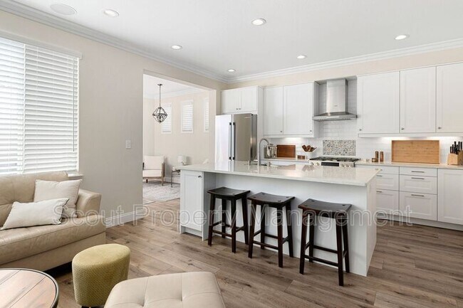 Building Photo - 40149 Balboa Dr