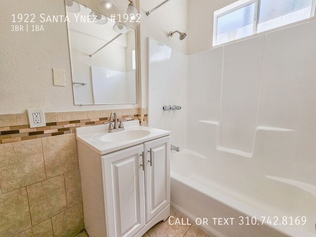 Building Photo - Beautiful 3b/1b unit in your favorite neig...