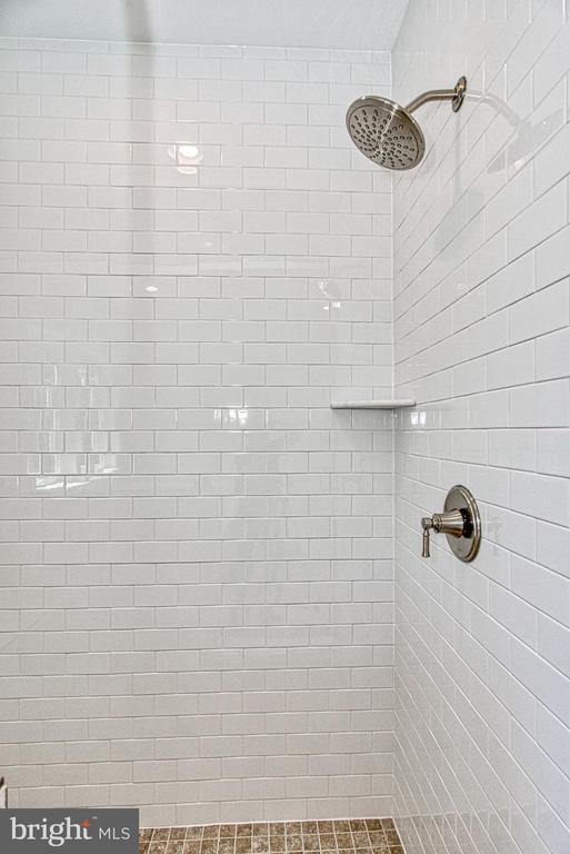 Building Photo - 3100 Greenway Blvd