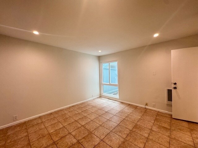 Building Photo - 79 Antigua Ct