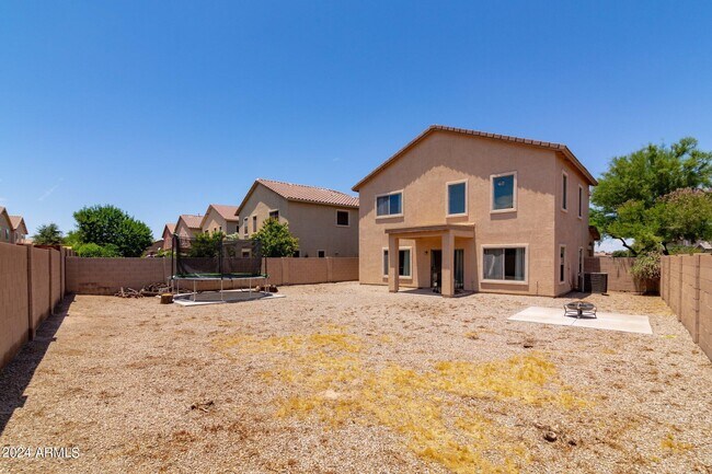 Building Photo - 44175 W Knauss Dr