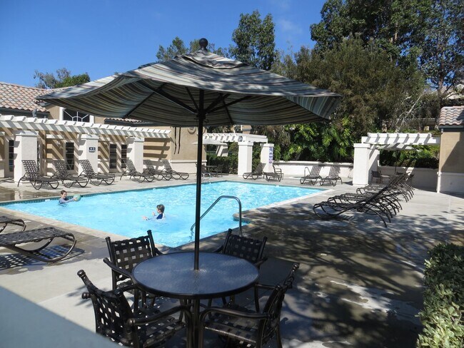 Building Photo - 2BR/2BA Upper level Condo @ Camino Villas in Carmel Valley