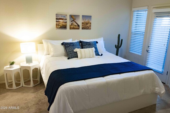 Building Photo - 3113 E Danbury Rd