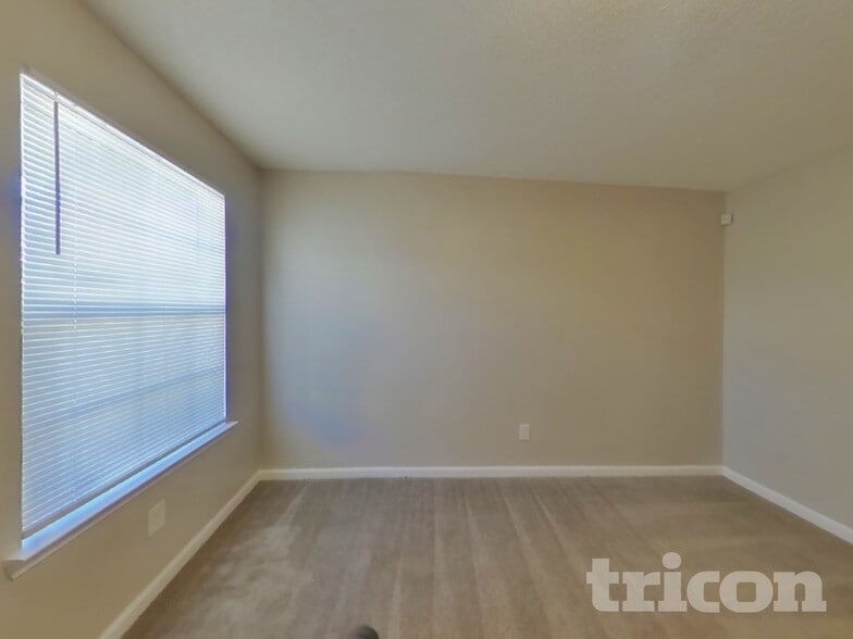 Building Photo - 455 Thistle Cove