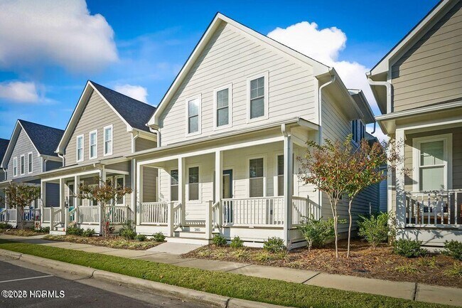 Building Photo - 285 Manning Square